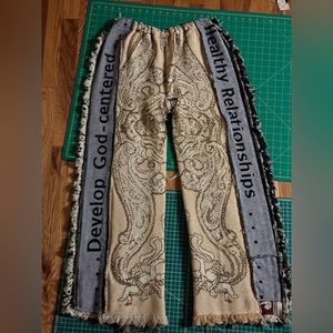 Super Rare 𝟏 𝐨𝐟 𝟏 - Extemly Unique & Wᴏᴠᴇɴ 𝐅𝐑𝐀𝐍𝐓𝐈𝐂 𝐏𝐀𝐍𝐓𝐒